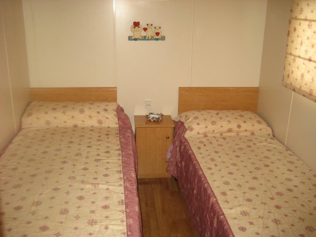 Camping La Ribera Salada Ogern エクステリア 写真